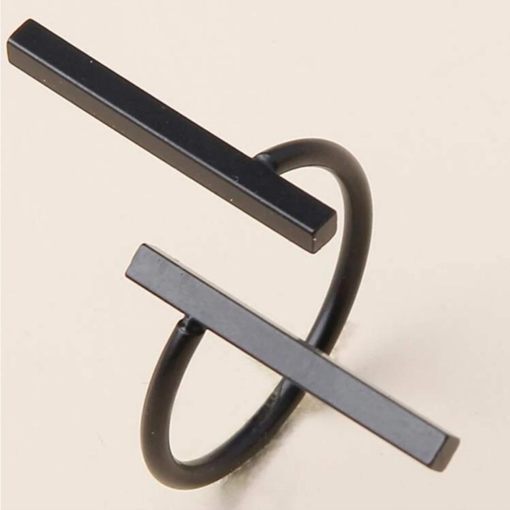 MODERN CHIC BAR CUFF RING - Picture 2 of 4